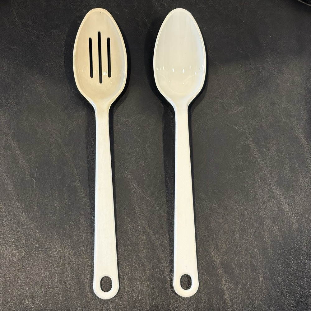 Vintage Tailor Made A White Slotted Solid Spoon‎ USA MCM Plastic Nylon Utensils